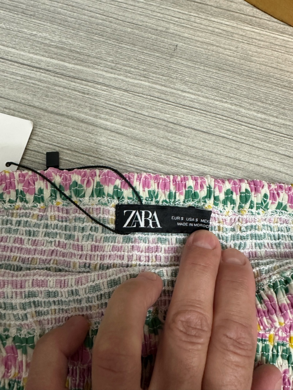 Zara Pink Green Daisy Smocked Skirt - Picture 3 of 3